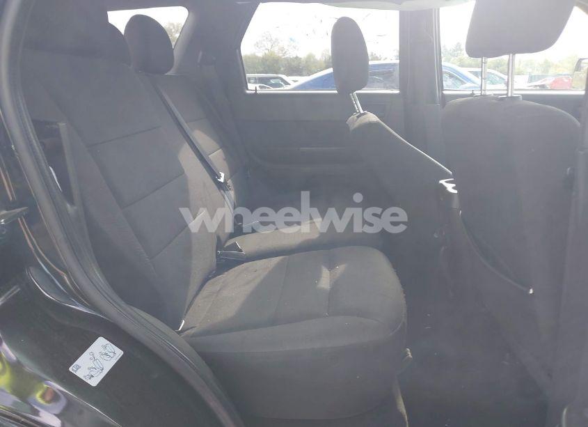 Photo 8 of 2011 Ford Escape XLT (VIN 1FMCU0D72BKB74972)