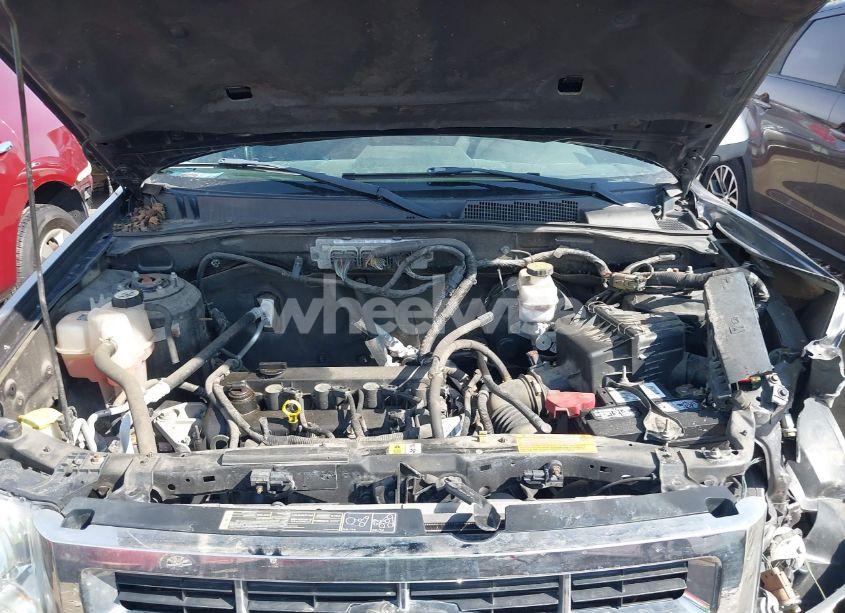 Photo 10 of 2011 Ford Escape XLT (VIN 1FMCU0D72BKC29260)