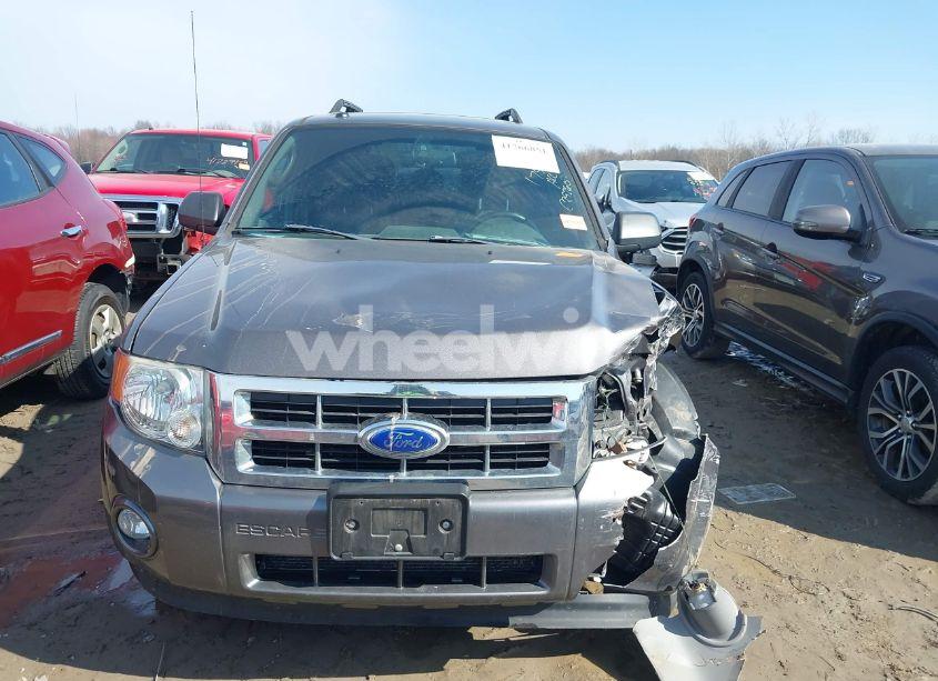 Photo 12 of 2011 Ford Escape XLT (VIN 1FMCU0D72BKC29260)