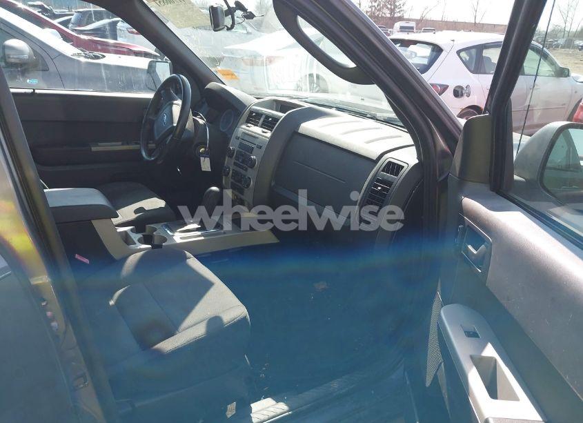 Photo 5 of 2011 Ford Escape XLT (VIN 1FMCU0D72BKC29260)