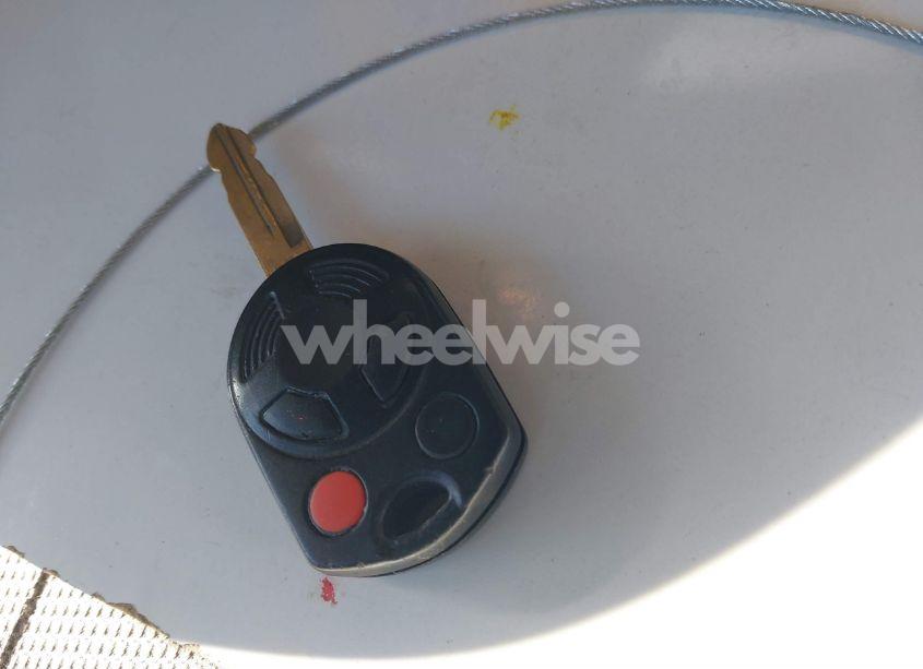 Photo 11 of 2011 Ford Escape XLT (VIN 1FMCU0D72BKC35415)