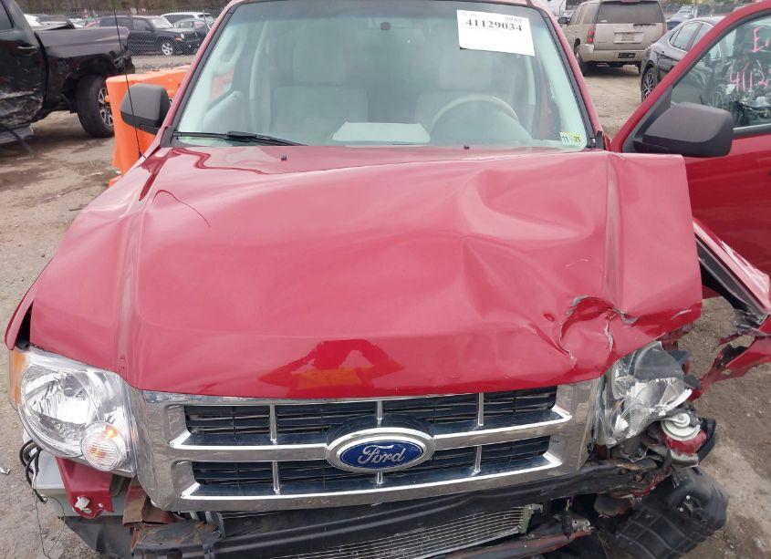 Photo 10 of 2011 Ford Escape XLT (VIN 1FMCU0D72BKC40341)