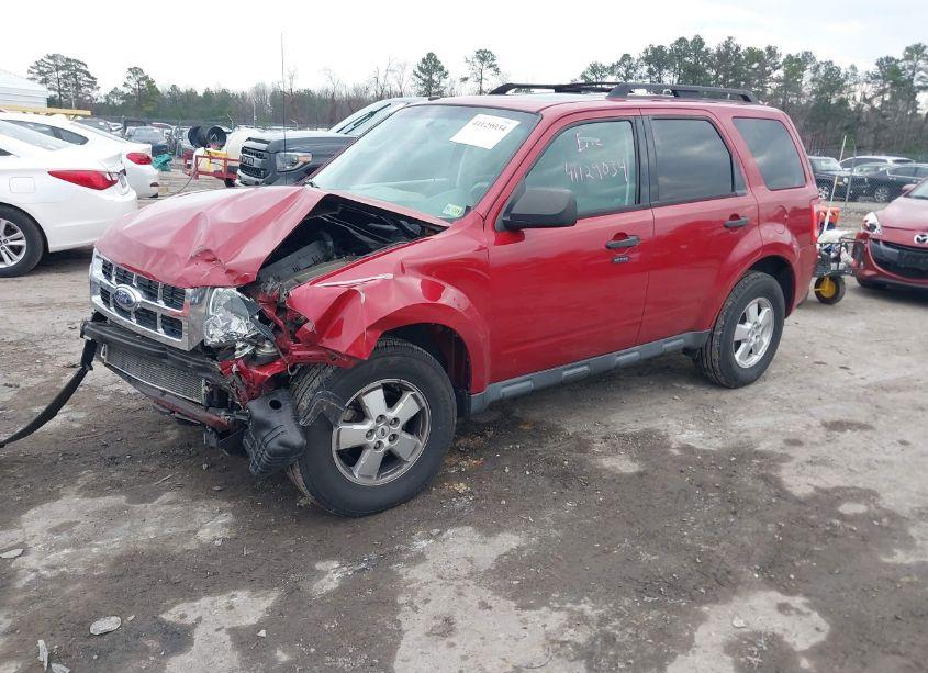 Photo 2 of 2011 Ford Escape XLT (VIN 1FMCU0D72BKC40341)