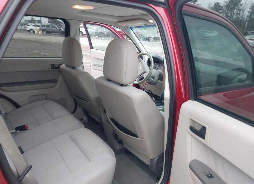 Photo 8 of 2011 Ford Escape XLT (VIN 1FMCU0D72BKC40341)