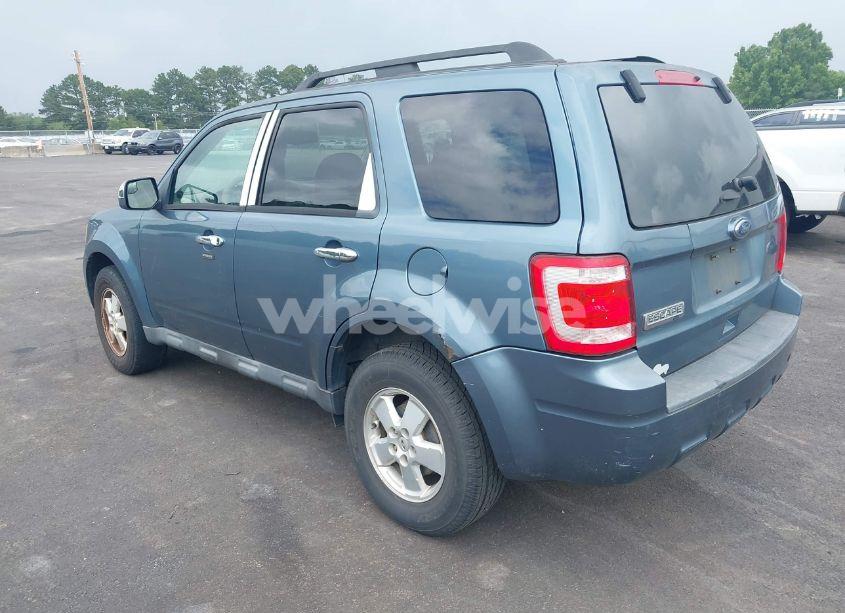 Photo 3 of 2011 Ford Escape XLT (VIN 1FMCU0D72BKC48925)