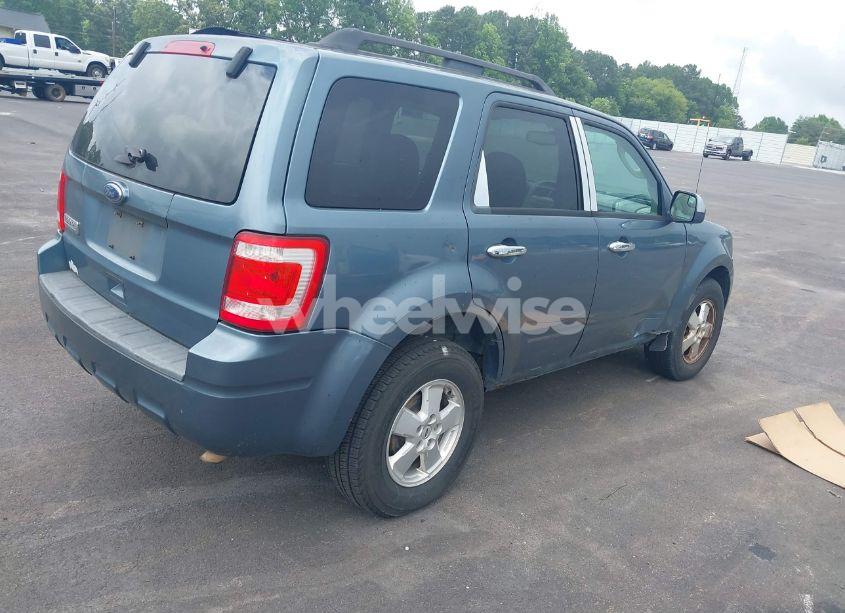 Photo 4 of 2011 Ford Escape XLT (VIN 1FMCU0D72BKC48925)