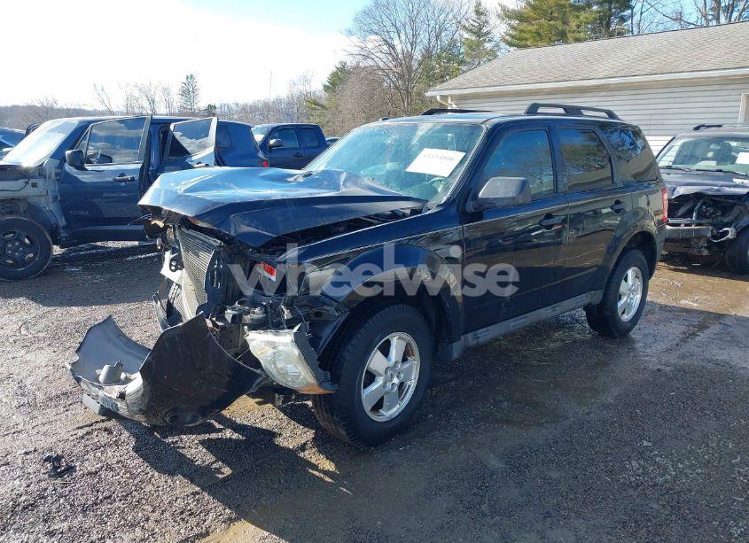 Photo 2 of 2012 Ford Escape XLT (VIN 1FMCU0D72CKA13331)