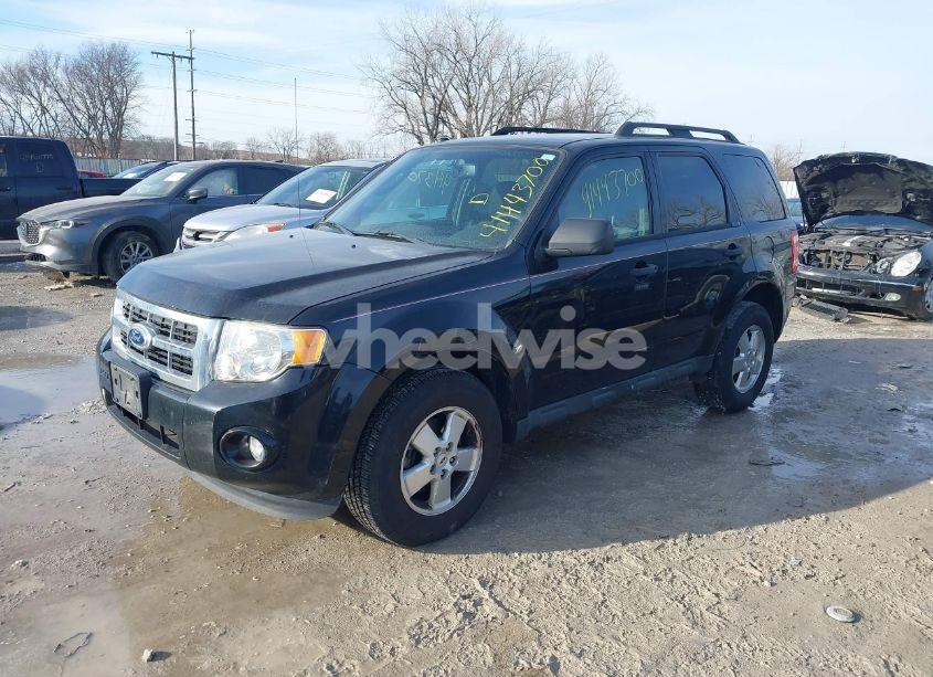 Photo 2 of 2012 Ford Escape XLT (VIN 1FMCU0D72CKA21185)