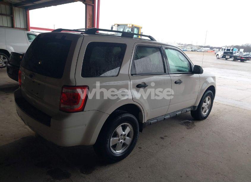 Photo 4 of 2012 Ford Escape XLT (VIN 1FMCU0D72CKA35071)