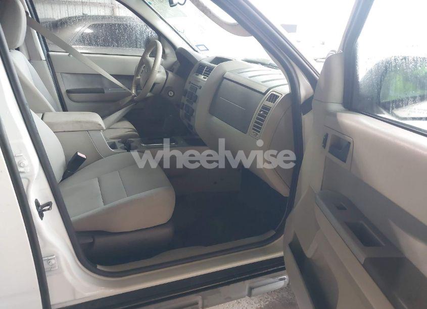 Photo 5 of 2012 Ford Escape XLT (VIN 1FMCU0D72CKA35071)