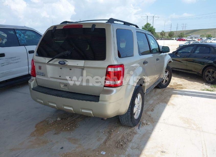 Photo 4 of 2012 Ford Escape XLT (VIN 1FMCU0D72CKB26180)