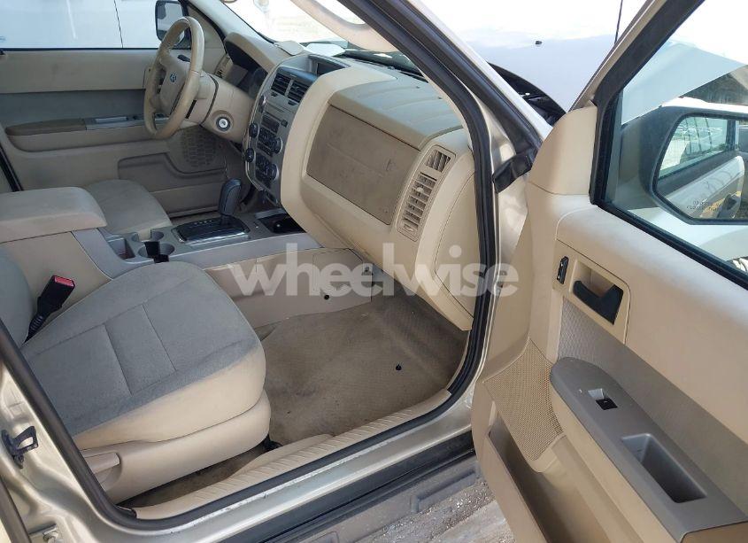 Photo 5 of 2012 Ford Escape XLT (VIN 1FMCU0D72CKB26180)