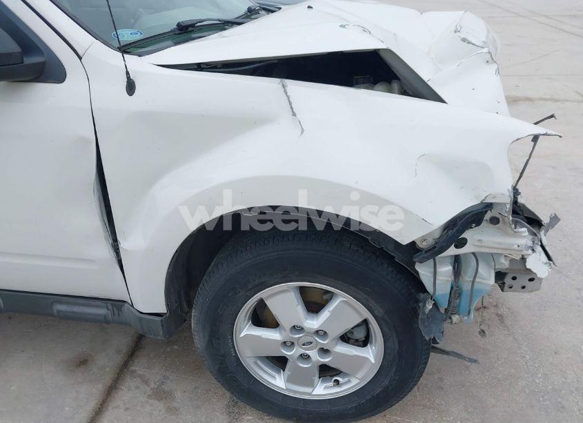 Photo 18 of 2012 Ford Escape XLT (VIN 1FMCU0D72CKB90655)