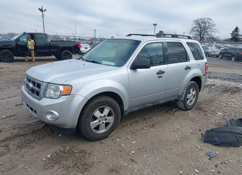 Photo 2 of 2012 Ford Escape XLT (VIN 1FMCU0D72CKC05333)