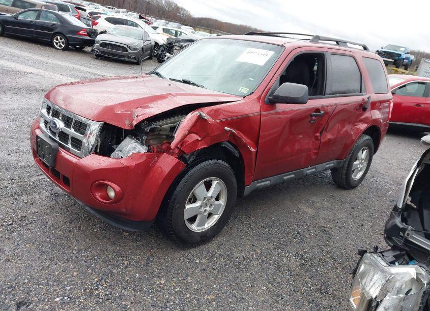 Photo 2 of 2012 Ford Escape XLT (VIN 1FMCU0D72CKC29308)