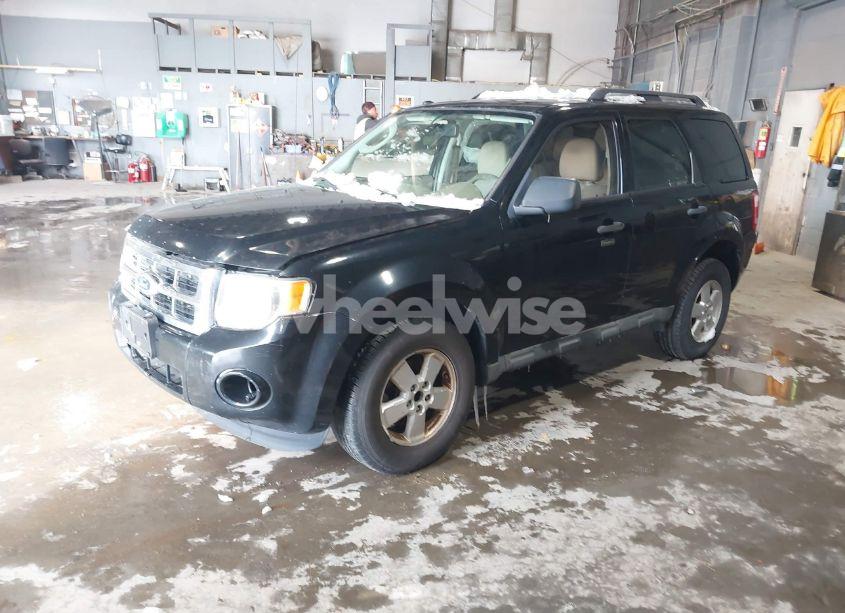 Photo 2 of 2010 Ford Escape XLT (VIN 1FMCU0D73AKB51442)