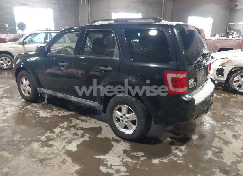 Photo 3 of 2010 Ford Escape XLT (VIN 1FMCU0D73AKB51442)
