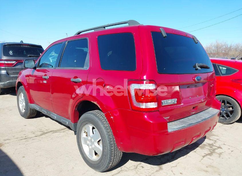 Photo 3 of 2010 Ford Escape XLT (VIN 1FMCU0D73AKD39247)
