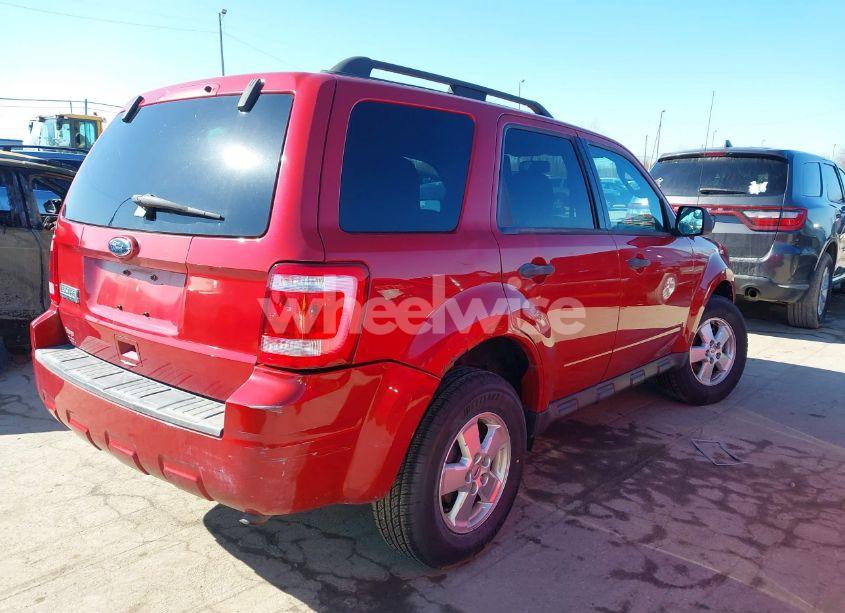 Photo 4 of 2010 Ford Escape XLT (VIN 1FMCU0D73AKD39247)