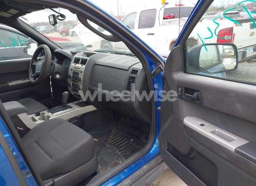 Photo 5 of 2011 Ford Escape XLT (VIN 1FMCU0D73BKA54596)