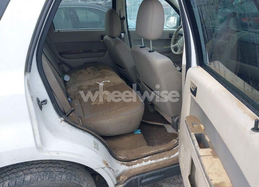 Photo 8 of 2011 Ford Escape XLT (VIN 1FMCU0D73BKA82950)