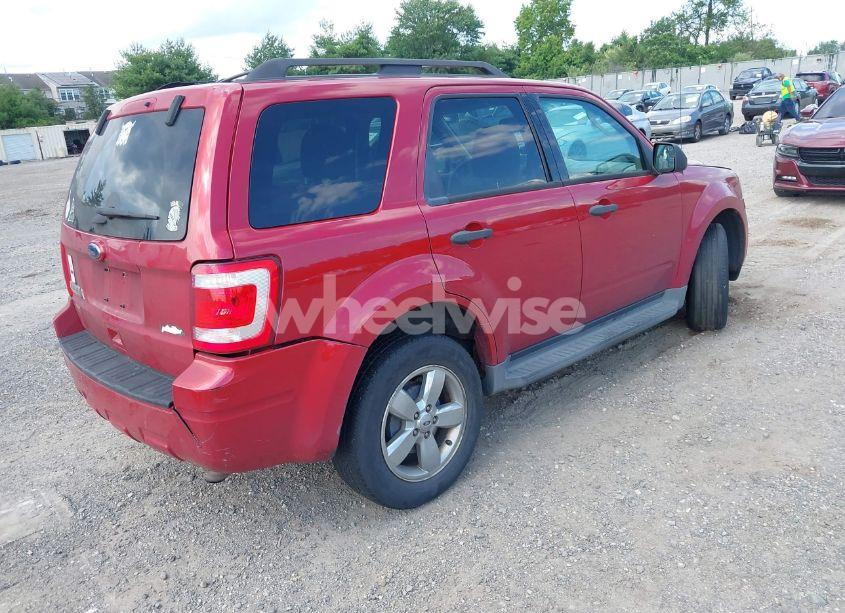 Photo 4 of 2011 Ford Escape XLT (VIN 1FMCU0D73BKB01223)