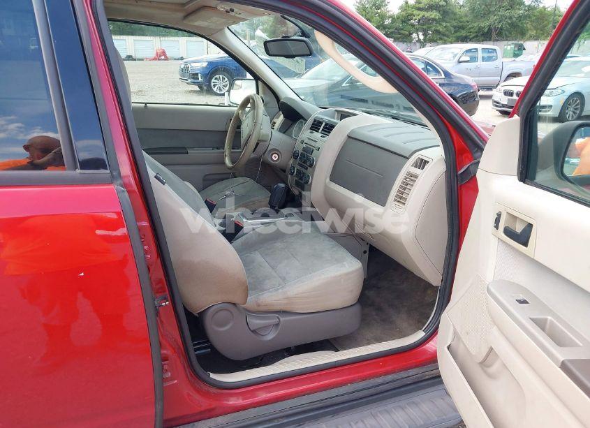 Photo 5 of 2011 Ford Escape XLT (VIN 1FMCU0D73BKB01223)