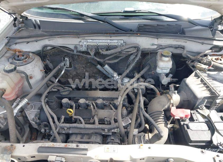 Photo 10 of 2011 Ford Escape XLT (VIN 1FMCU0D73BKB20340)