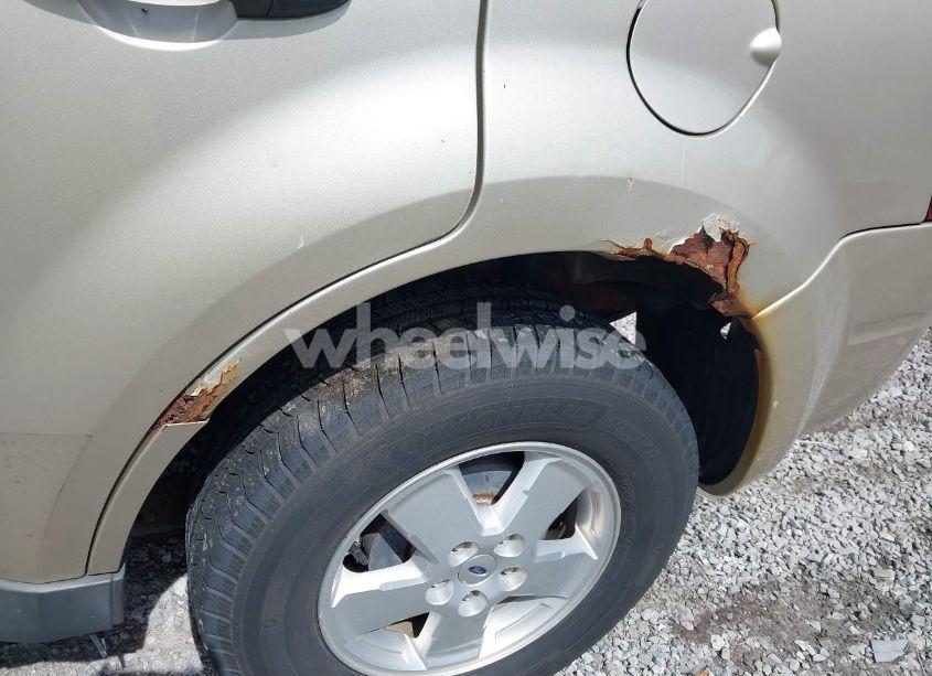 Photo 14 of 2011 Ford Escape XLT (VIN 1FMCU0D73BKB20340)