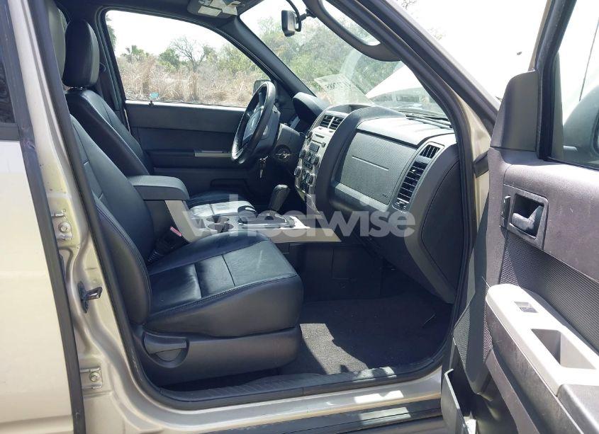 Photo 5 of 2011 Ford Escape XLT (VIN 1FMCU0D73BKB20340)