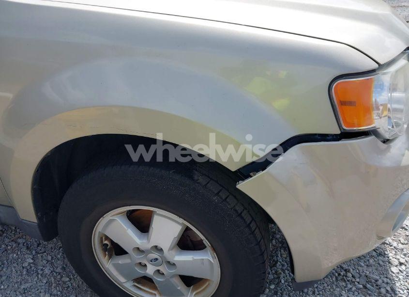 Photo 6 of 2011 Ford Escape XLT (VIN 1FMCU0D73BKB20340)