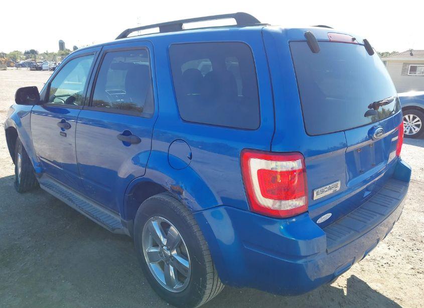 Photo 3 of 2011 Ford Escape XLT (VIN 1FMCU0D73BKC60713)