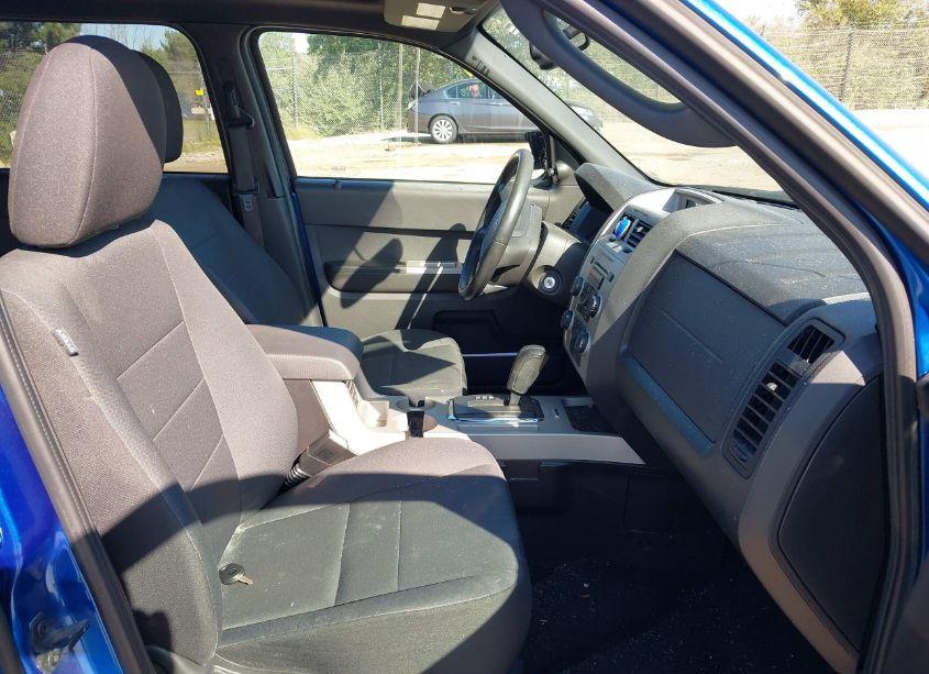 Photo 5 of 2011 Ford Escape XLT (VIN 1FMCU0D73BKC60713)