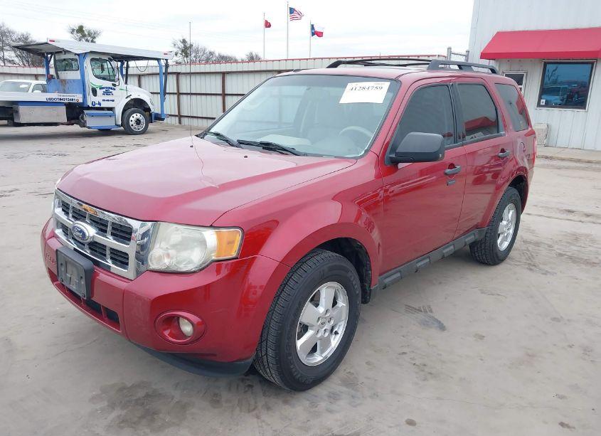 Photo 2 of 2012 Ford Escape XLT (VIN 1FMCU0D73CKA57838)