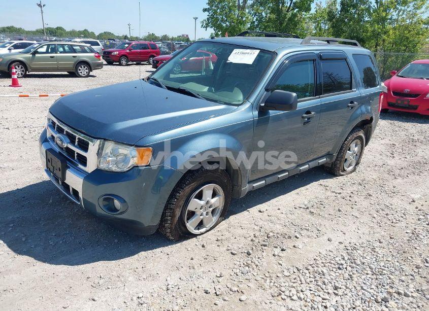 Photo 2 of 2012 Ford Escape XLT (VIN 1FMCU0D73CKB57521)