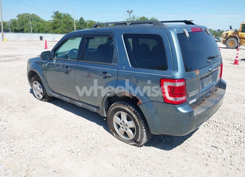 Photo 3 of 2012 Ford Escape XLT (VIN 1FMCU0D73CKB57521)