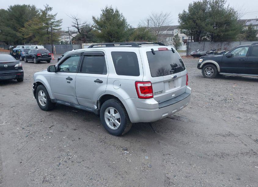 Photo 3 of 2012 Ford Escape XLT (VIN 1FMCU0D73CKC59174)