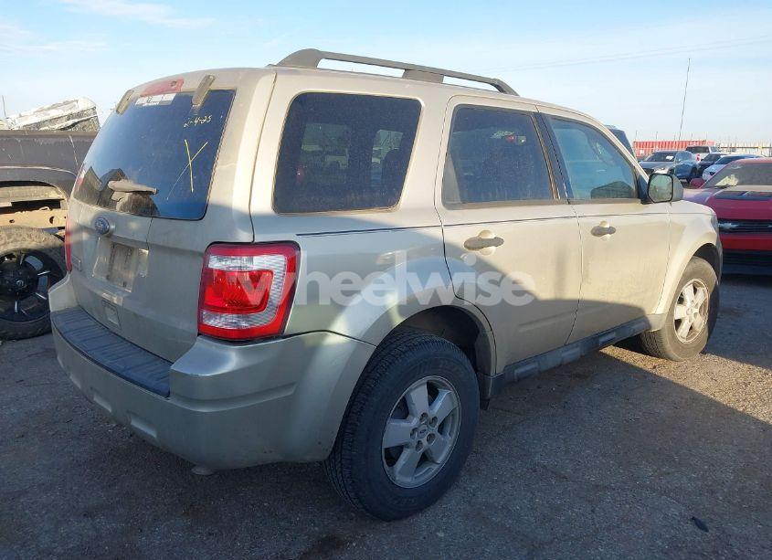 Photo 4 of 2010 Ford Escape XLT (VIN 1FMCU0D74AKA07950)