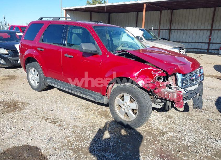 2010 Ford Escape XLT (VIN 1FMCU0D74AKA63306) main photo