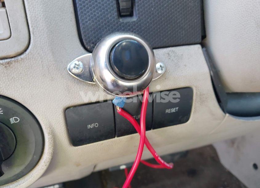 Photo 13 of 2010 Ford Escape XLT (VIN 1FMCU0D74AKA63306)