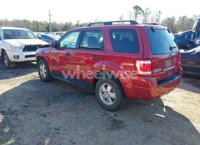 Photo 3 of 2010 Ford Escape XLT (VIN 1FMCU0D74AKA63306)
