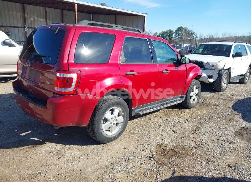 Photo 4 of 2010 Ford Escape XLT (VIN 1FMCU0D74AKA63306)