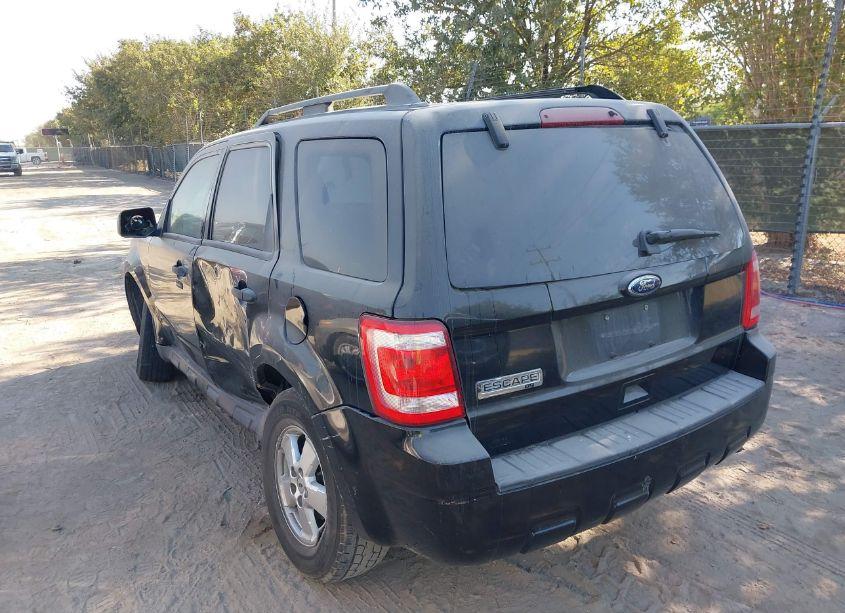 Photo 3 of 2010 Ford Escape XLT (VIN 1FMCU0D74AKB28610)