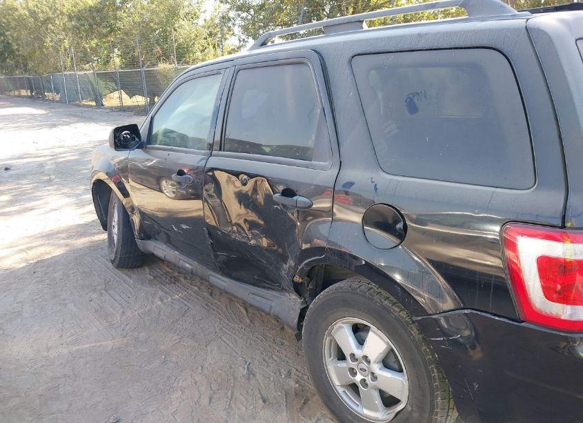 Photo 6 of 2010 Ford Escape XLT (VIN 1FMCU0D74AKB28610)