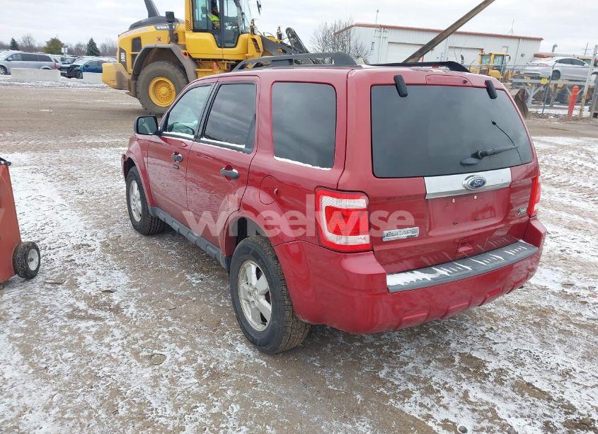 Photo 3 of 2010 Ford Escape XLT (VIN 1FMCU0D74AKC07355)