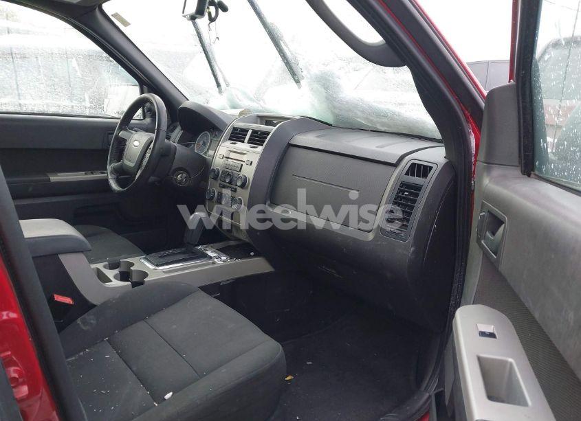 Photo 5 of 2010 Ford Escape XLT (VIN 1FMCU0D74AKC14967)