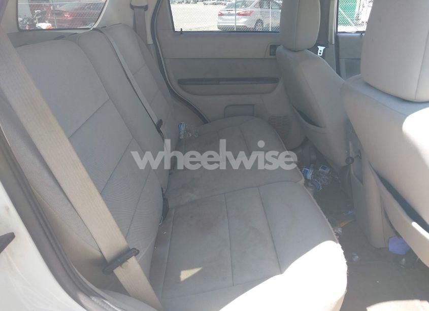 Photo 8 of 2010 Ford Escape XLT (VIN 1FMCU0D74AKC67975)