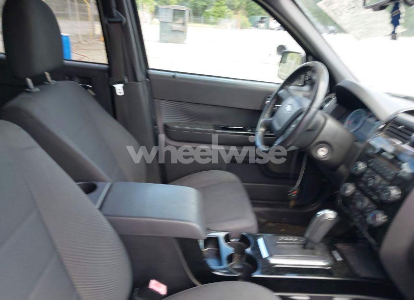 Photo 5 of 2011 Ford Escape XLT (VIN 1FMCU0D74BKA42232)