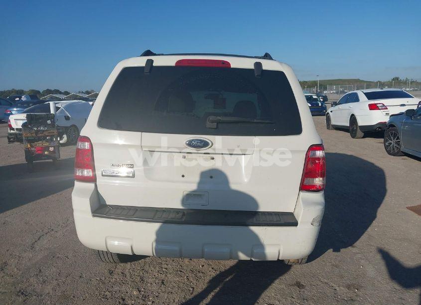 Photo 16 of 2011 Ford Escape XLT (VIN 1FMCU0D74BKA51187)