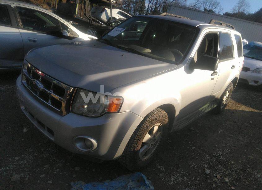 Photo 2 of 2011 Ford Escape XLT (VIN 1FMCU0D74BKA93553)